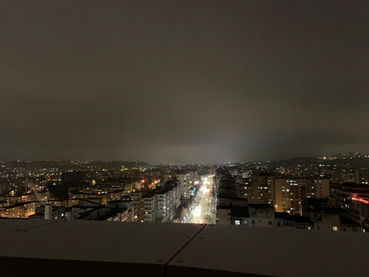 Boudoir Apartment City Tower - 15Th Floor Cluj-Napoca Esterno foto