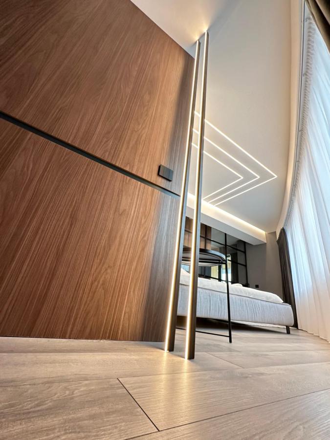 Boudoir Apartment City Tower - 15Th Floor Cluj-Napoca Esterno foto